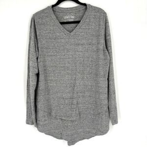 Latched Mama V-Neck Boyfriend Nursing Long sleeve Gray Size XL